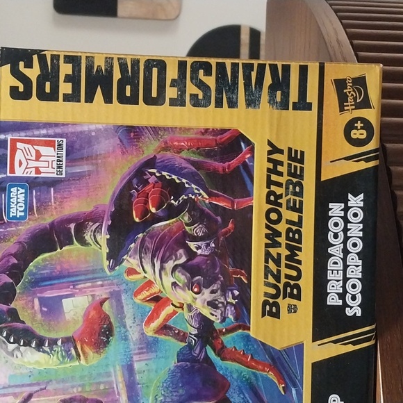 Transformers Legacy from Hasbro. - Picture 3 of 6